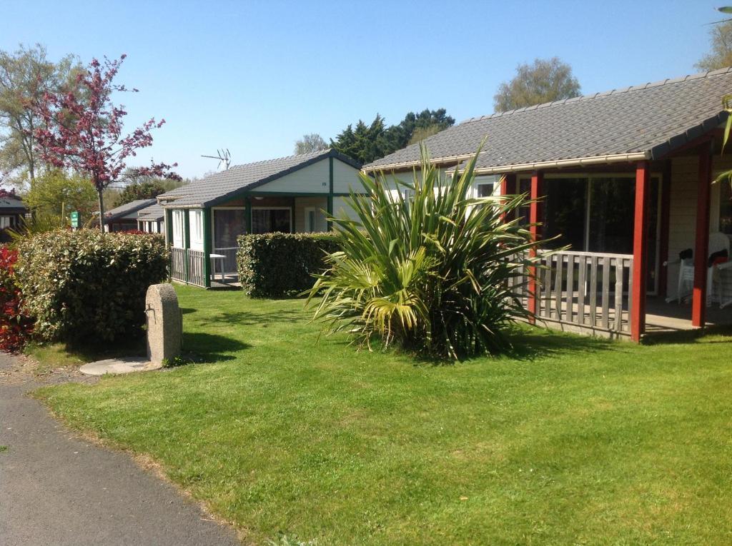 Camping Emeraude Saint-Briac-sur-Mer Exteriör bild